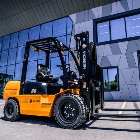 Вилочный погрузчик HC