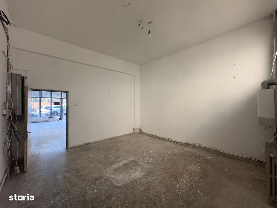 Spatiu comercial semicentru spre aeroport, 101mp