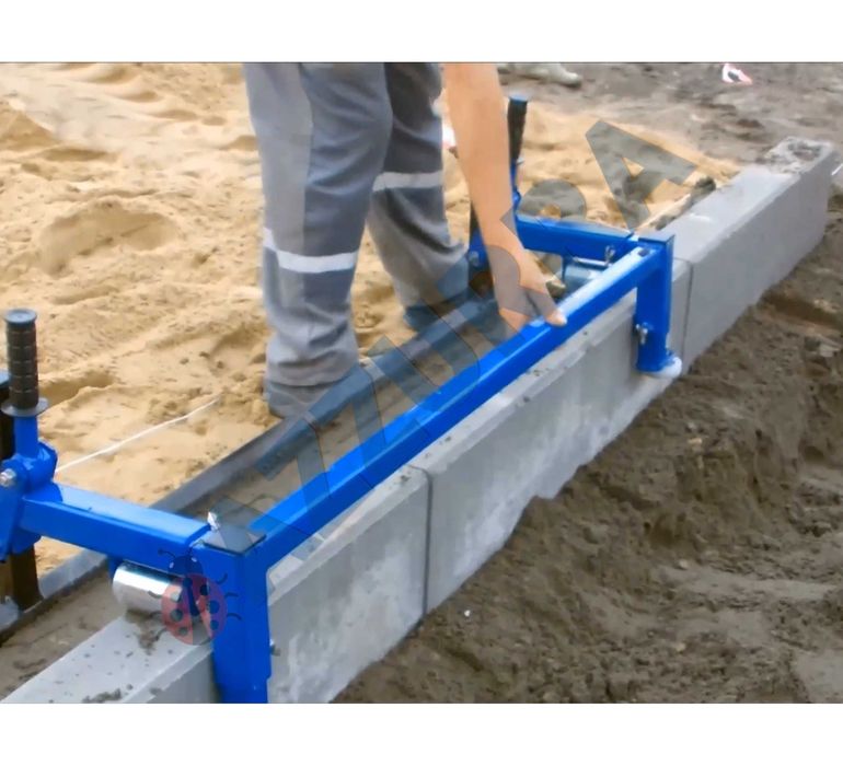 COFRAJ culisant pentru borduri 1,5m  sau 3 m