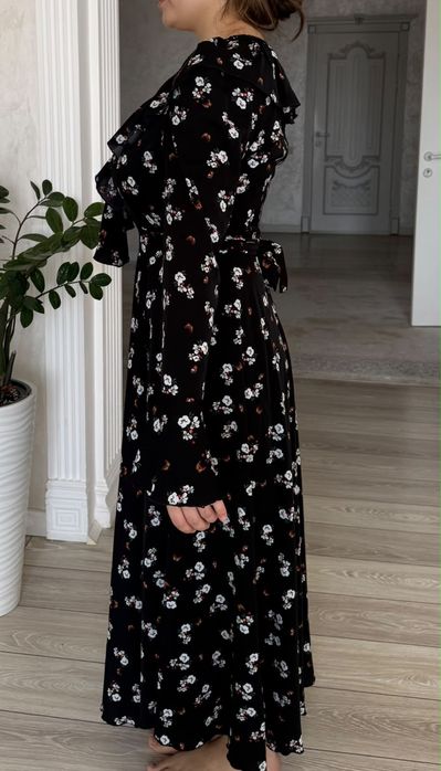 Платье очень красивые молодежный