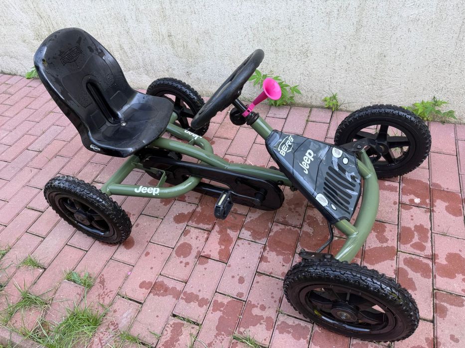 Kart cu pedale Berg Rally JEEP Fff puțin utilizat