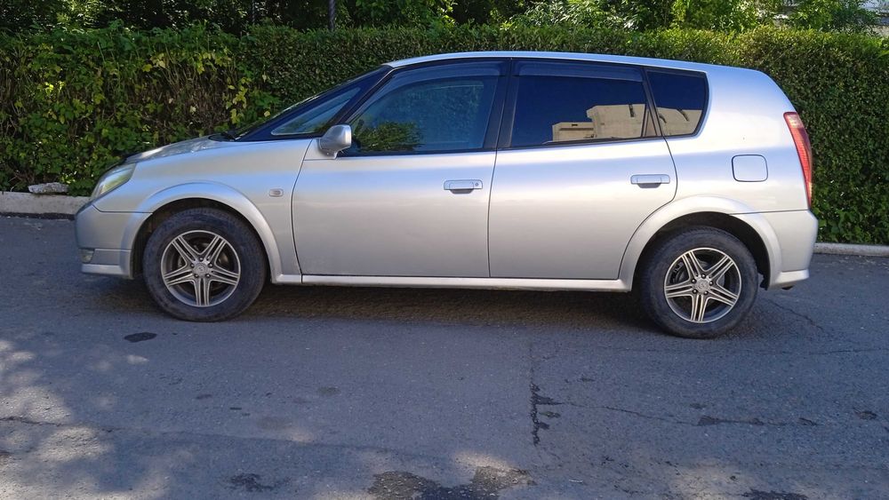 Toyota Opa 2002 г