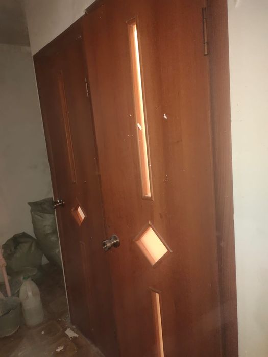 Продам межкомнатные двери