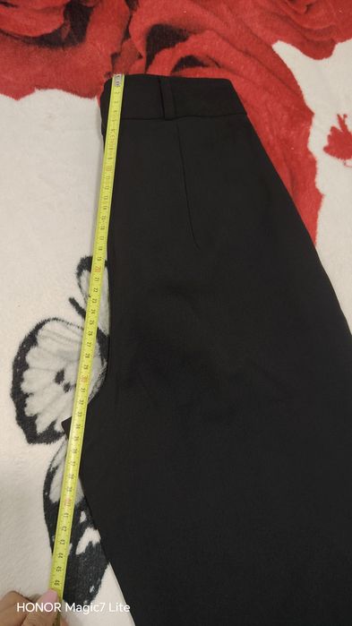 Pantalon negru elegant