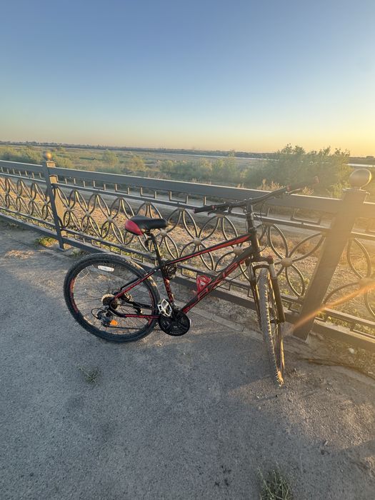 Велосипед AXIS 700 V 2021