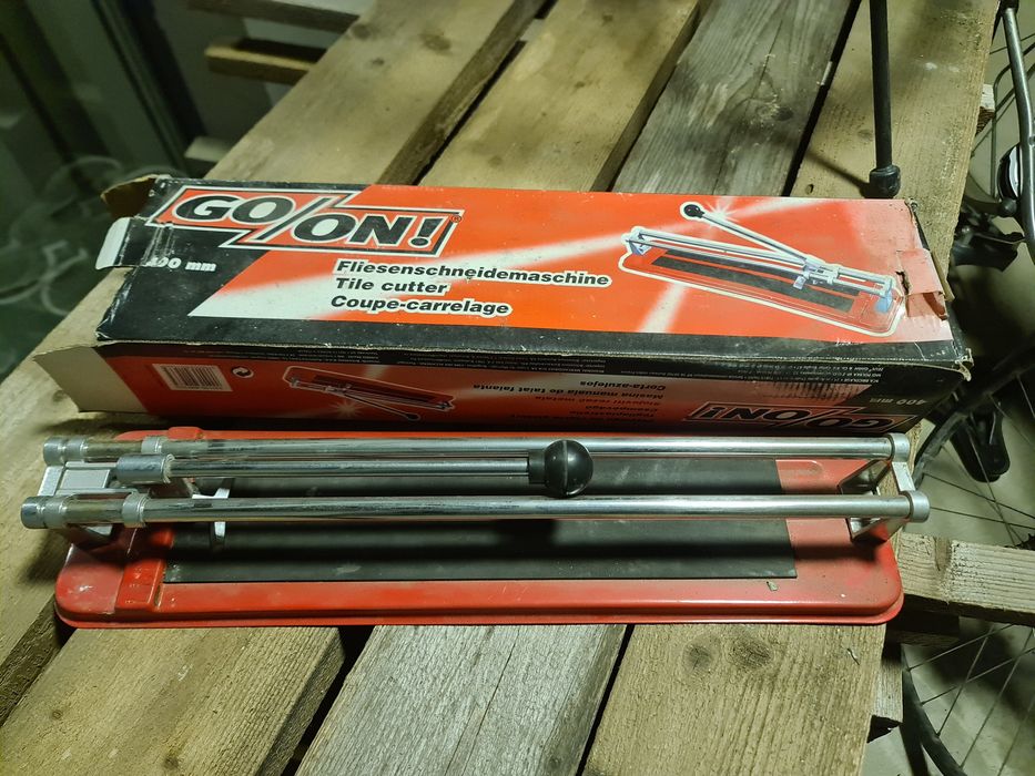 Tăietor gresie placi ceramice