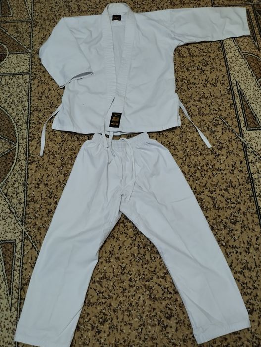 Продам    кимоно