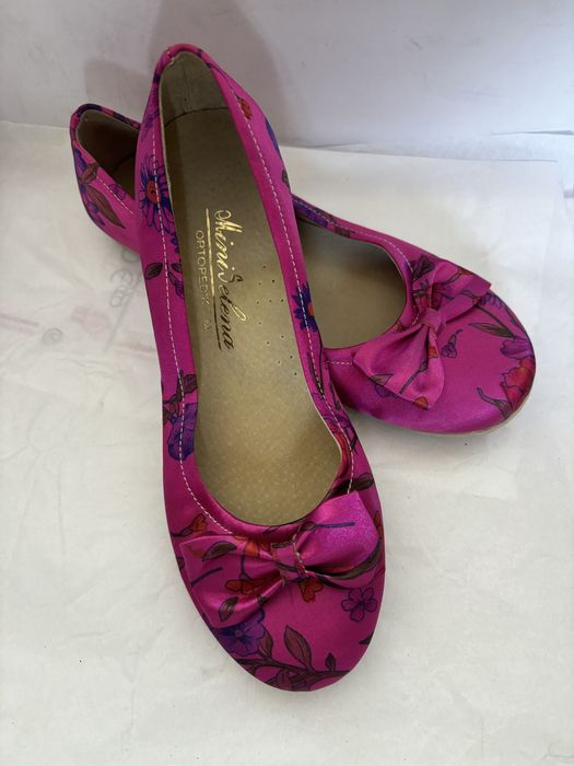 Б/у женская обувь