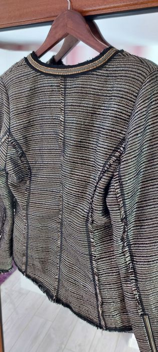 Дамско стилно сако