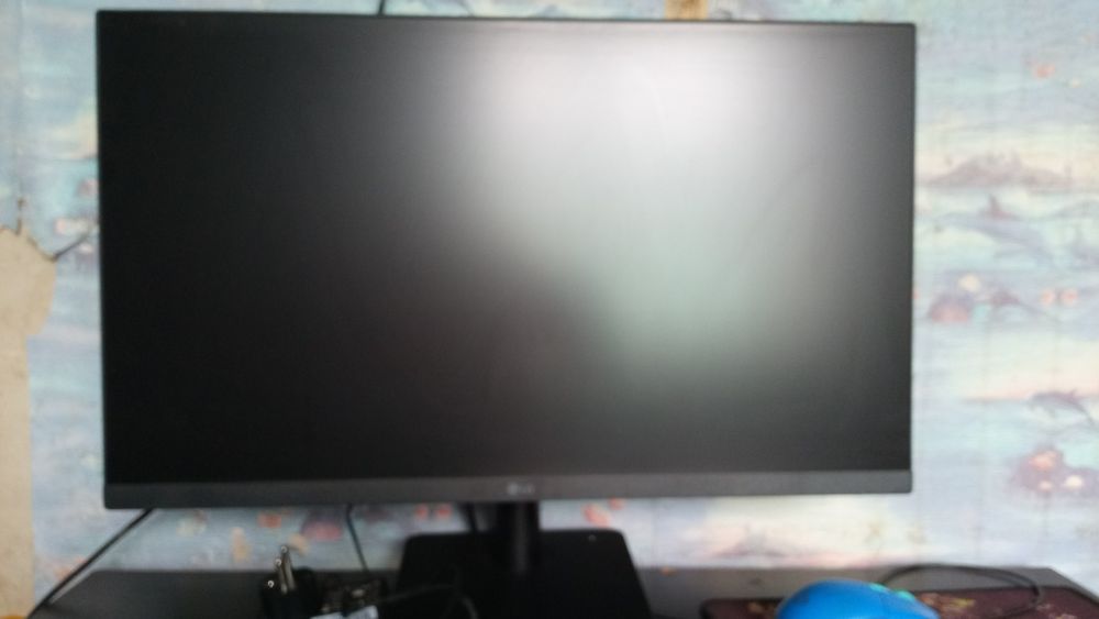 Продается монитор