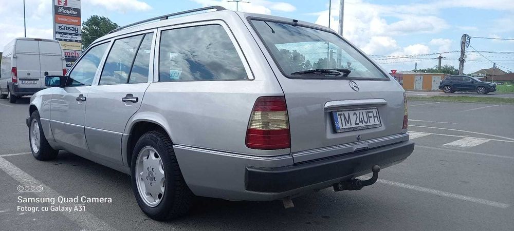 MERCEDES-BENZ E-Class 1992 — imagine 3