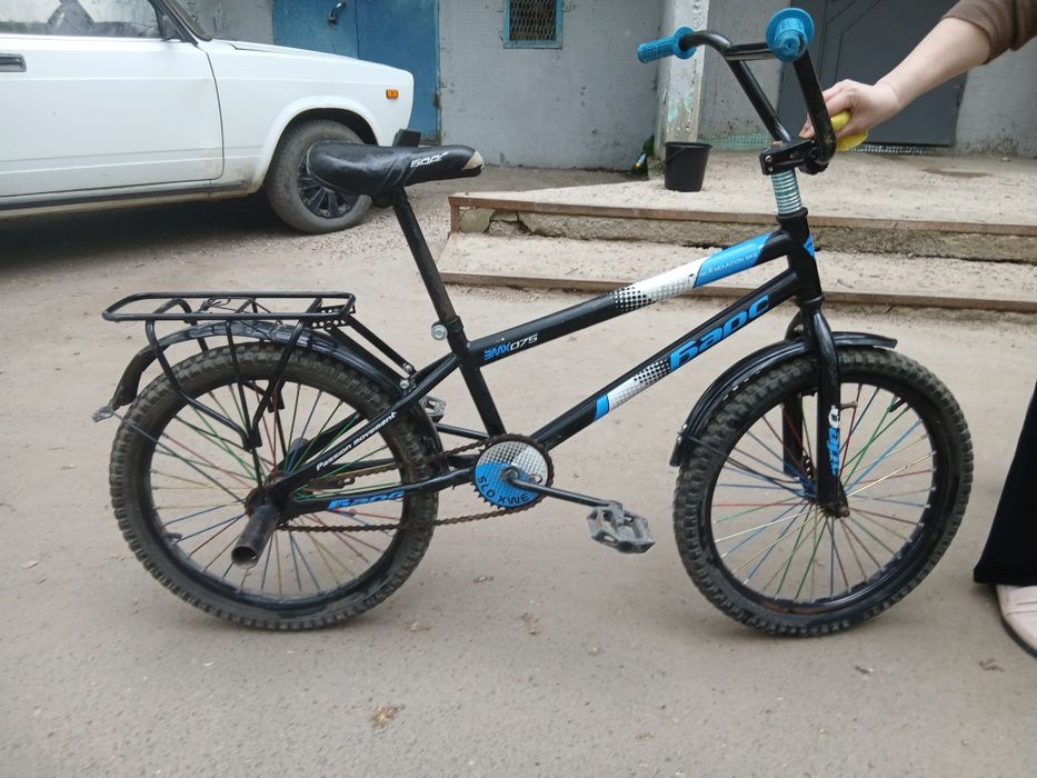 Продам два велосипеда.