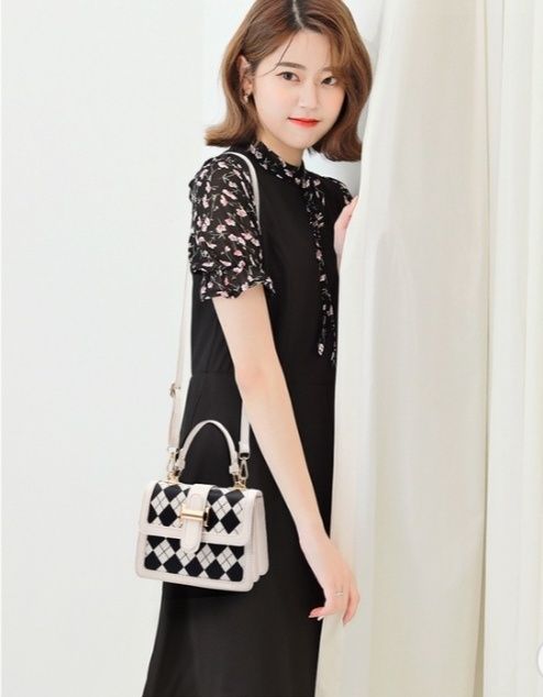 Сумка на плечо Shein