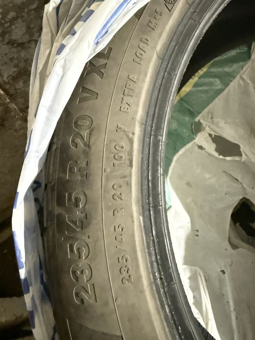 Cauciucuri de iarnă - 235/45/r20