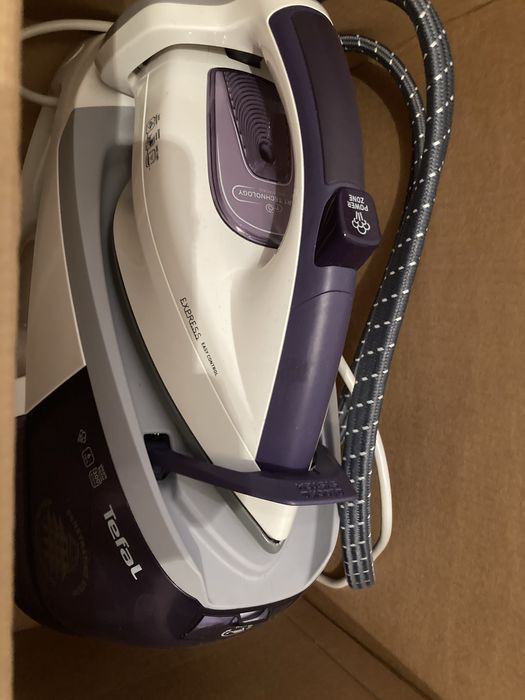 Statie de călcat Tefal,nouă