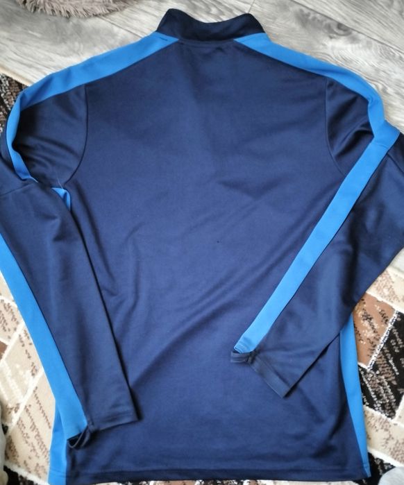 Спортивная кофта Nike