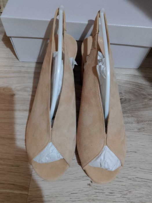 Дамски обувки естествен велур и естествена кожа