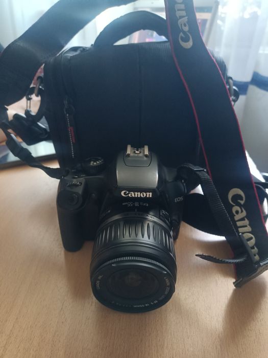 Продам фотоаппарат Canon