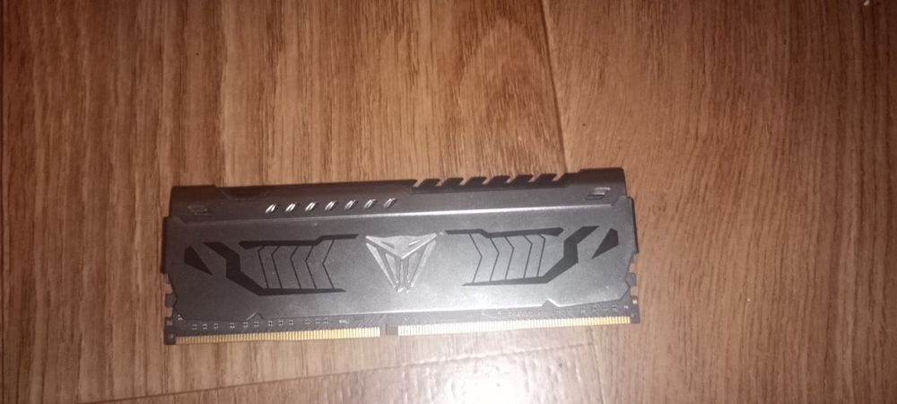Stick Viper 8 GB DDR4 CL16