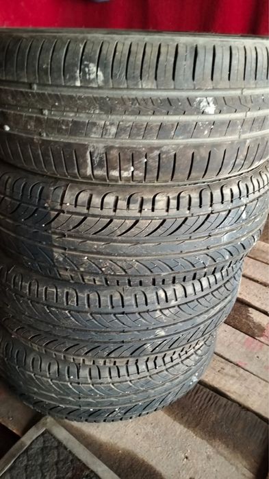 Продам шины летние комплект