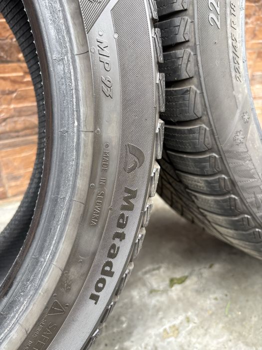 Cauciucuri iarna R18