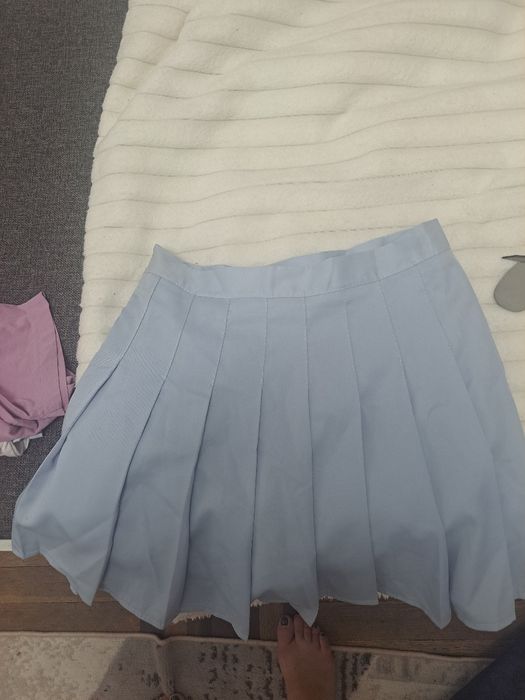 Продам одежду подростковую  по 2000