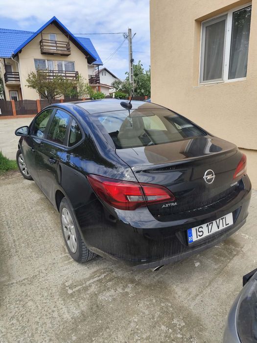 OPEL Astra 2018