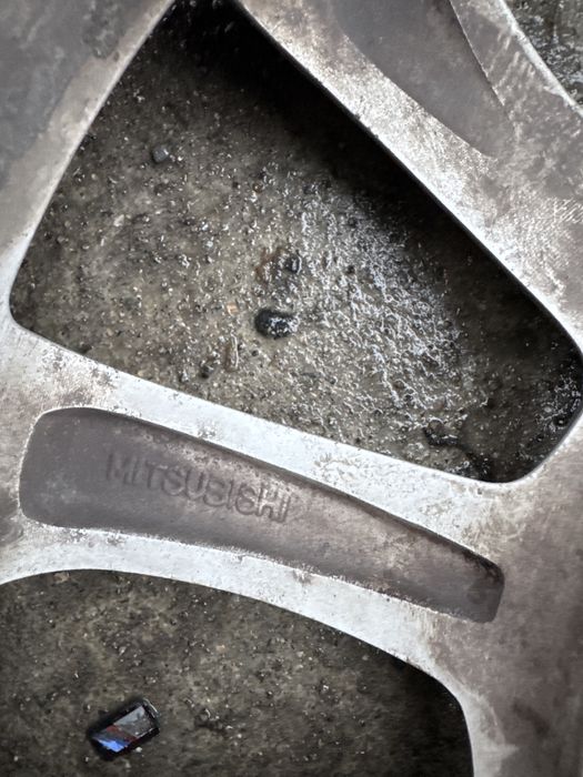 R16 титанка от Mitsubishi