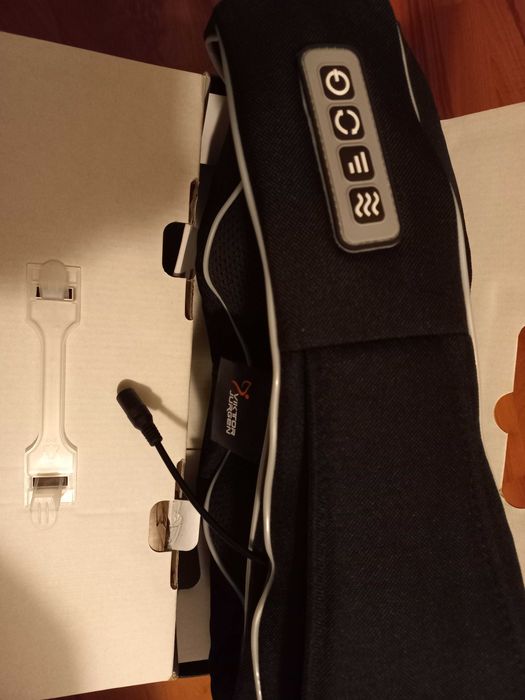 Aparat de massage Schiatsu pentru umeri , gat , abdomen, picioare