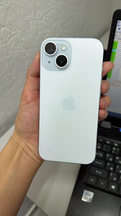 Продам IPhone 15