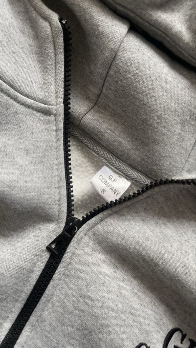 Кофта с капюшоном