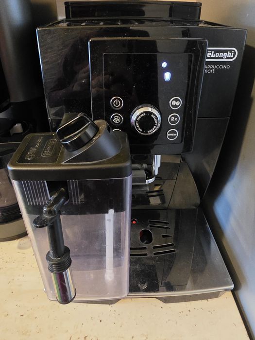 Expresor De’Longhi capucino smart
