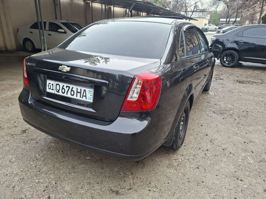 Продаётся Машина Ласетти