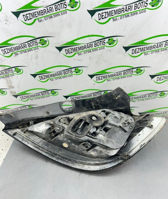 Lampa / Tripla stop stanga pe aripa Opel Astra H