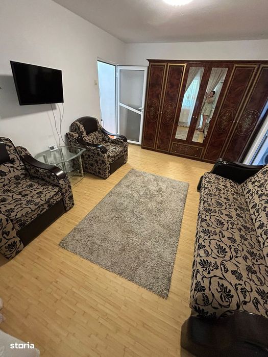 De inchiriat apartament cu 2 camere, zona Roman Voda,mobilat si utilat
