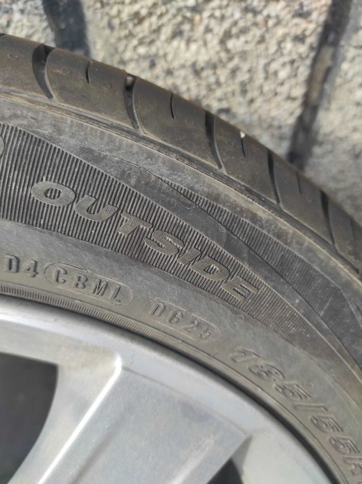 4 бр джанти с гуми джантите са 15 ц 4 по 114.3 централен отвор 55 гумите са Нелсен 185 55 15 Дот 06 25