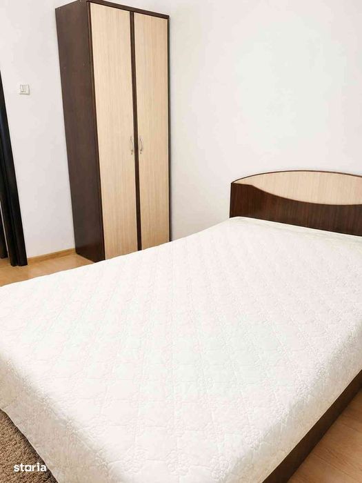 Inchiriez apartament 3 camere