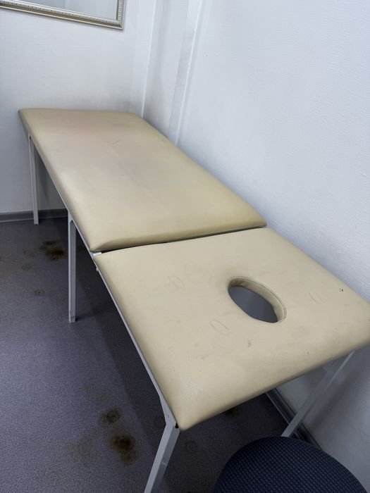 Кушетка массажная