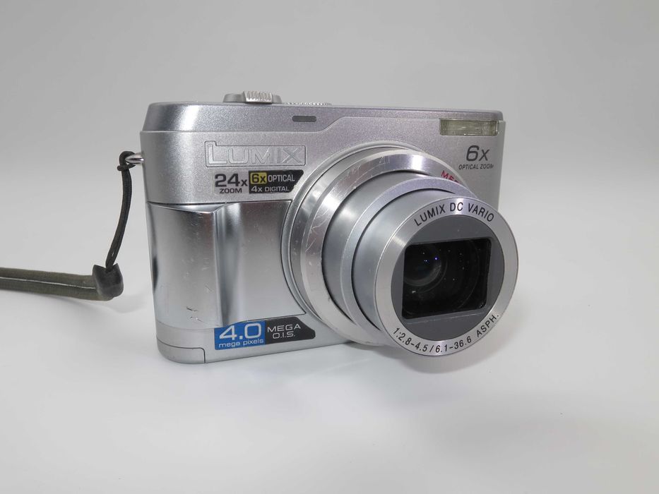 Panasonic Lumix DMC LZ1 компактен цифров фотоапарат с 6х оптичен зум, сива цифврова камера в отлично състояние, работи перфектно