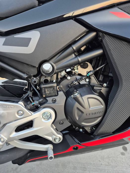 C F мотоцикл сотилади