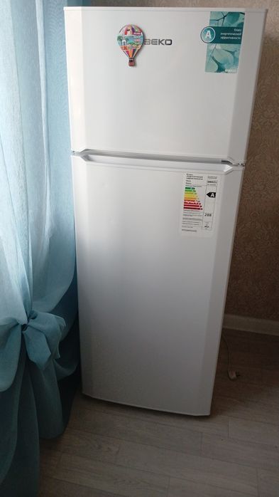 Продам холодильник Веко  качественный,.