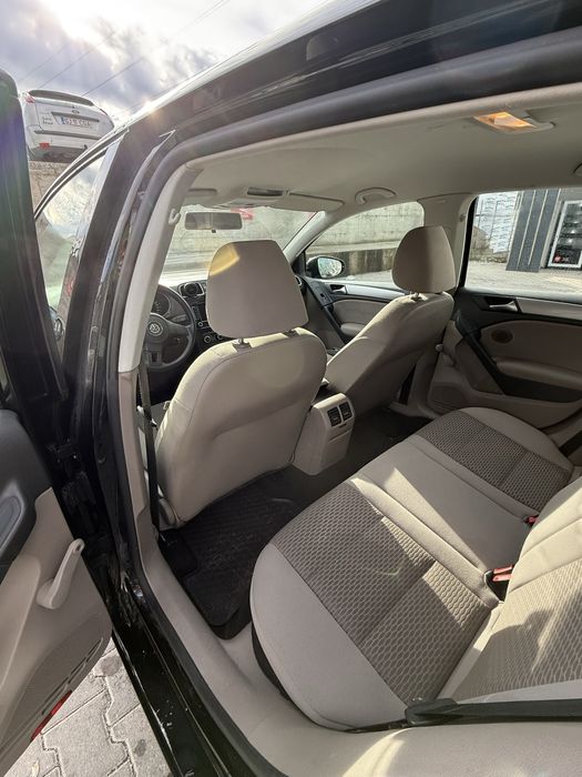 Volkswagen Golf 1.6 TDI 2010 NEGOCIABIL