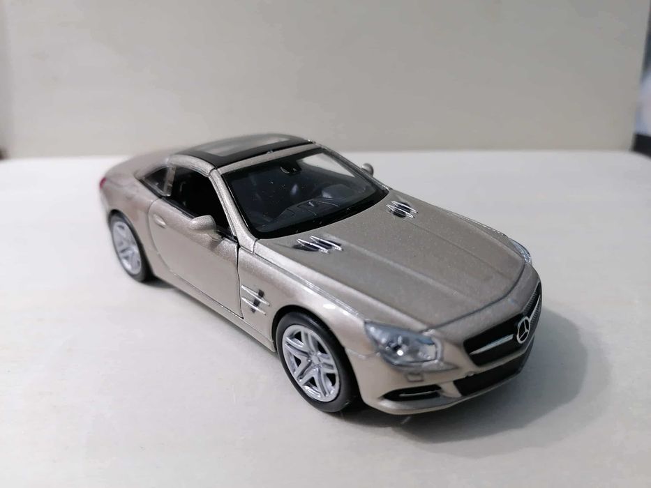 Мерцедес СЛ 500 '12 в мащав 1:34