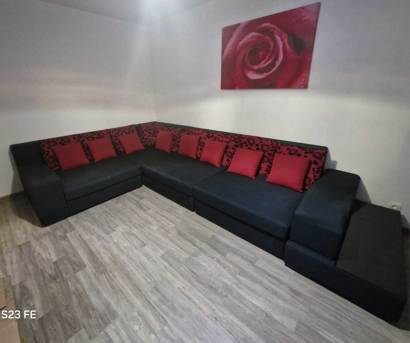 Vând colțar modular Milano