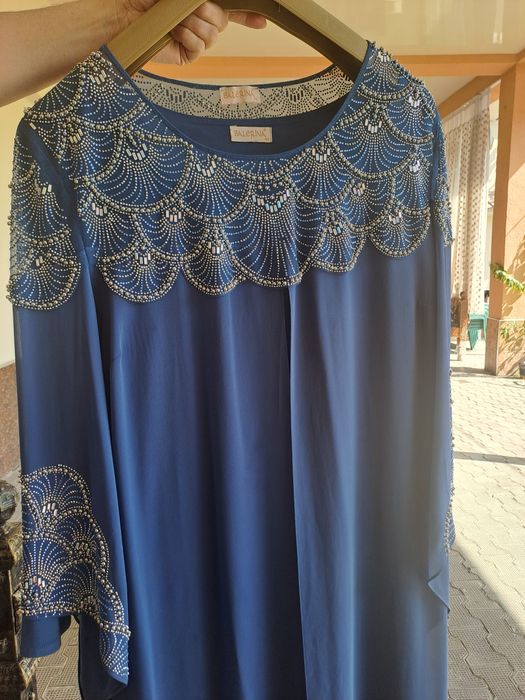 Vicherne koyne abaya