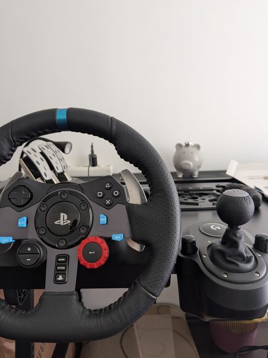 Volan Logitech G29 + Schimbator + volan F1 printat 3D