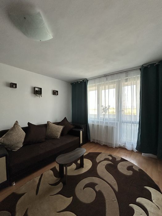 Inchiriez apartament 2 camere Brasov