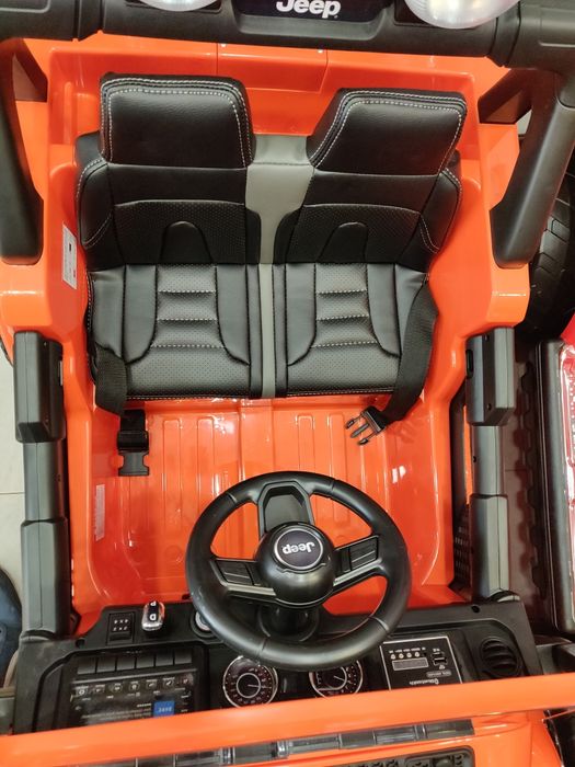 NEW ! JEEP 4X4 Masinute Electrice pentru Copii ! 12V , Scaune Tapitate