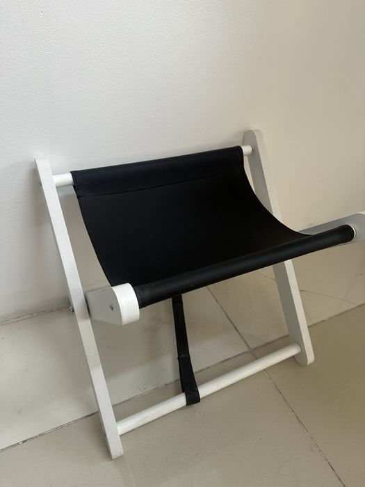 Два стула, подставка в подарок