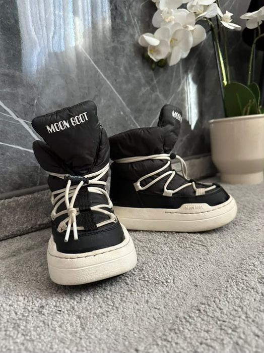Детски апрески MOON BOOT